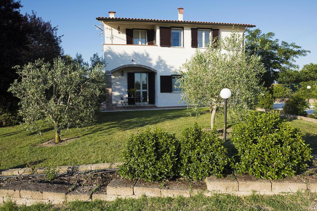 מרסיליאנה Agriturismo Il Fontanile מראה חיצוני תמונה
