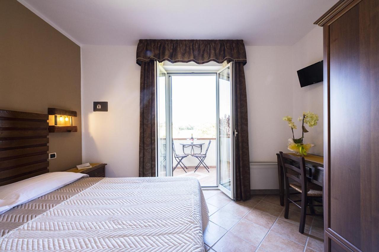 מרסיליאנה Agriturismo Il Fontanile מראה חיצוני תמונה